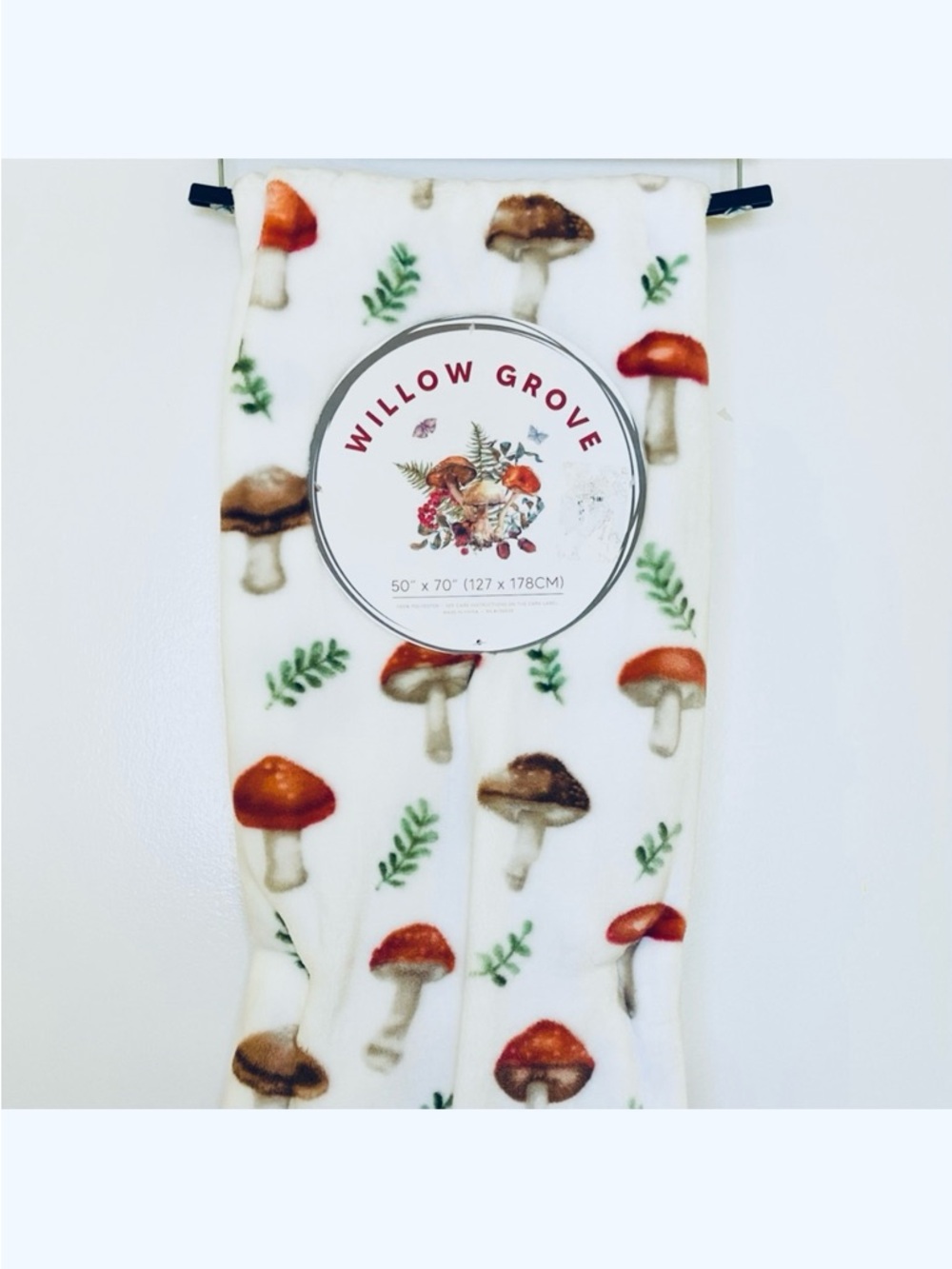 Mushroom Design Throw Blanket